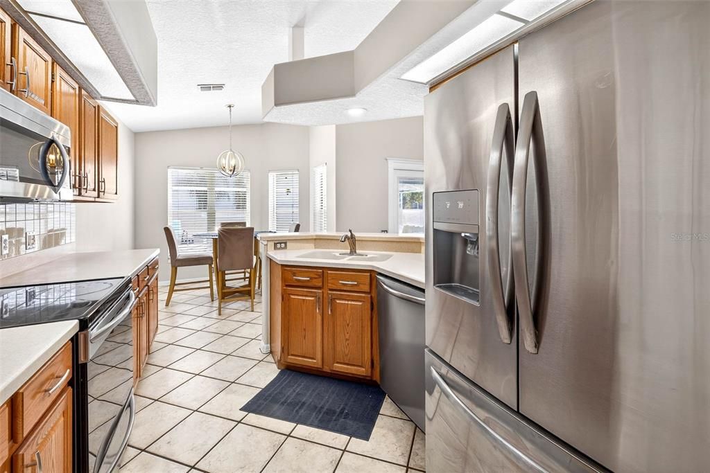 En Venta: $345,000 (3 camas, 2 baños, 1583 Pies cuadrados)