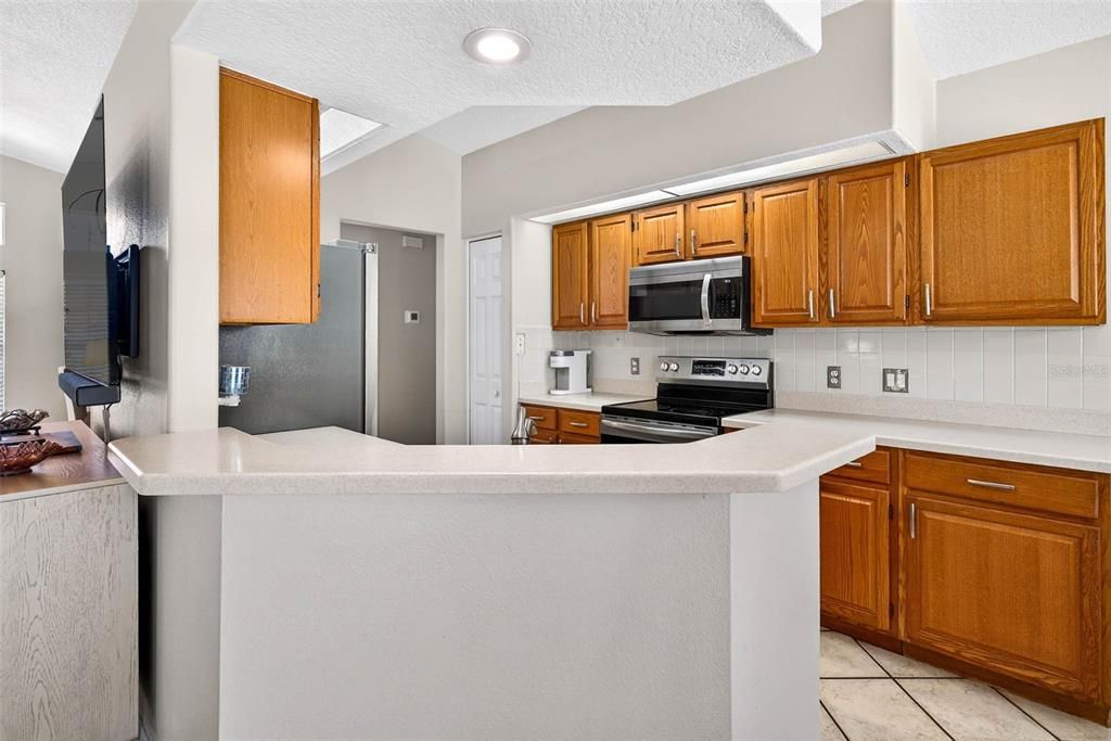 En Venta: $345,000 (3 camas, 2 baños, 1583 Pies cuadrados)