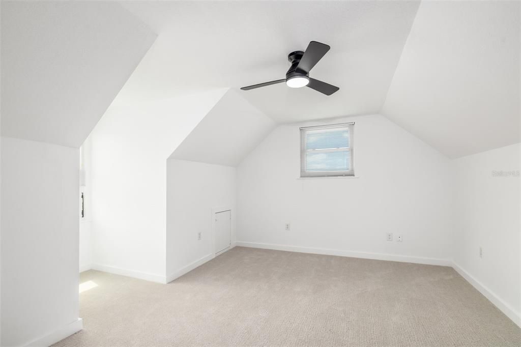 В аренду: $4,000 (3 спален, 3 ванн, 2016 Квадратных фут)