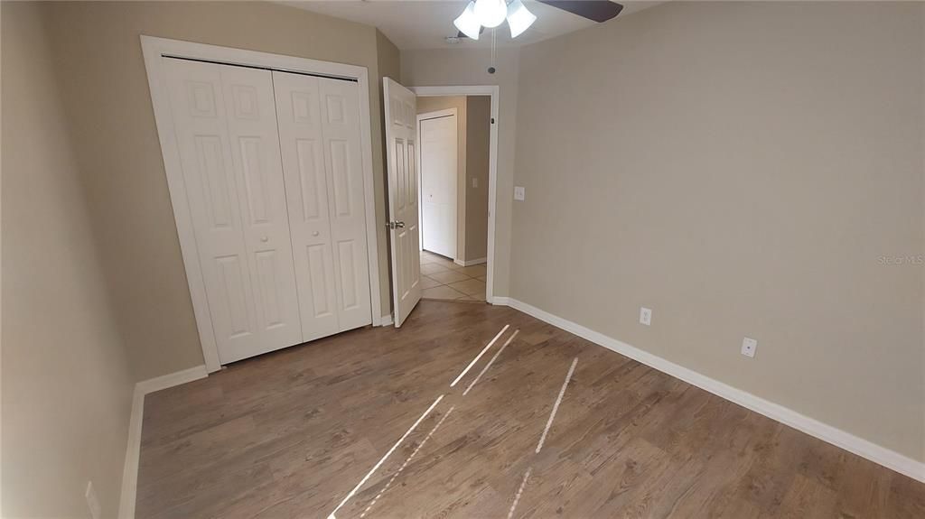 For Sale: $299,900 (3 beds, 2 baths, 1497 Square Feet)