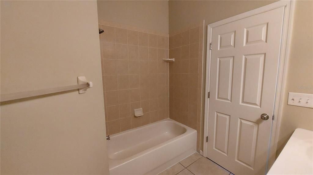 For Sale: $299,900 (3 beds, 2 baths, 1497 Square Feet)