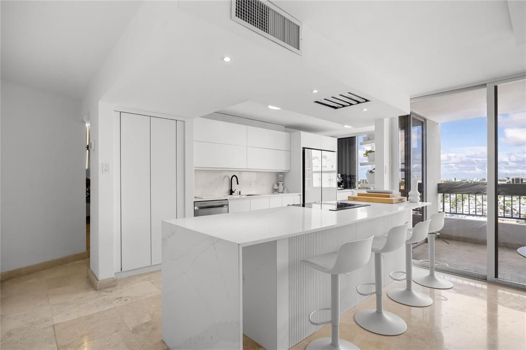 出租: $3,800 (3 贝兹, 2 浴室, 1549 平方英尺)