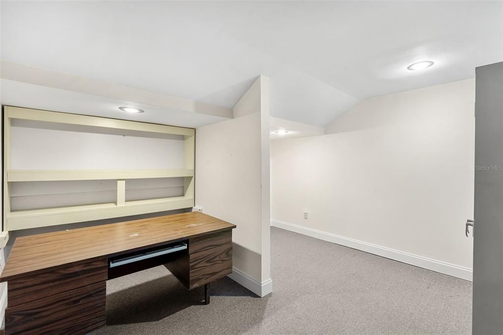 For Sale: $350,000 (0 beds, 0 baths, 2467 Square Feet)