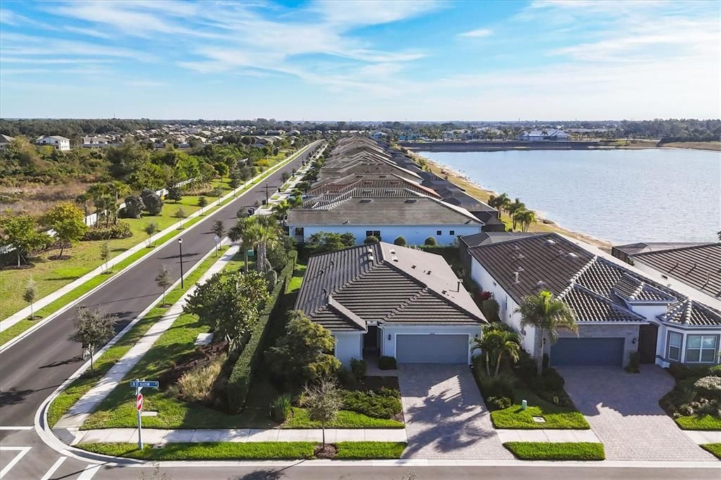 На продажу: $519,000 (2 спален, 2 ванн, 1948 Квадратных фут)