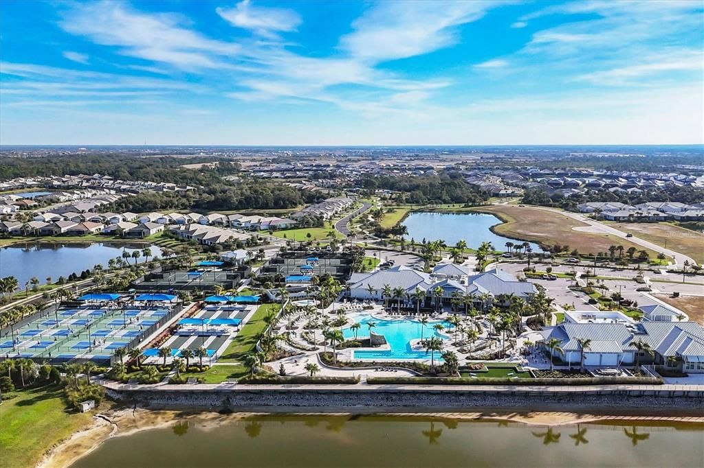 На продажу: $519,000 (2 спален, 2 ванн, 1948 Квадратных фут)