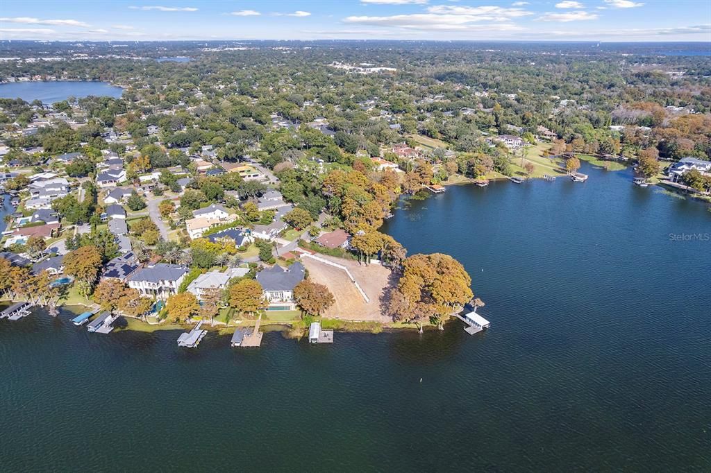 На продажу: $3,295,000 (0.56 acres)