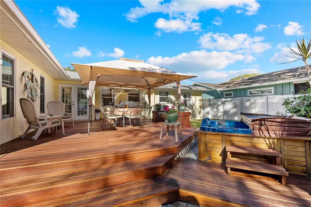 For Sale: $675,000 (3 beds, 2 baths, 1515 Square Feet)