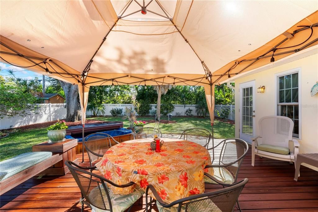 For Sale: $675,000 (3 beds, 2 baths, 1515 Square Feet)