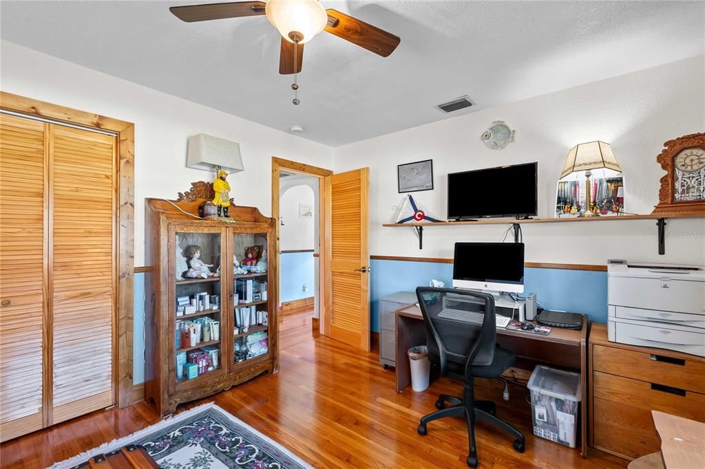 For Sale: $675,000 (3 beds, 2 baths, 1515 Square Feet)