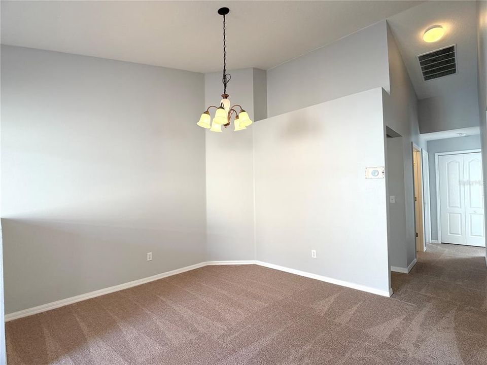 For Rent: $2,250 (4 beds, 3 baths, 1918 Square Feet)