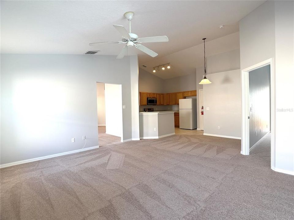 For Rent: $2,250 (4 beds, 3 baths, 1918 Square Feet)