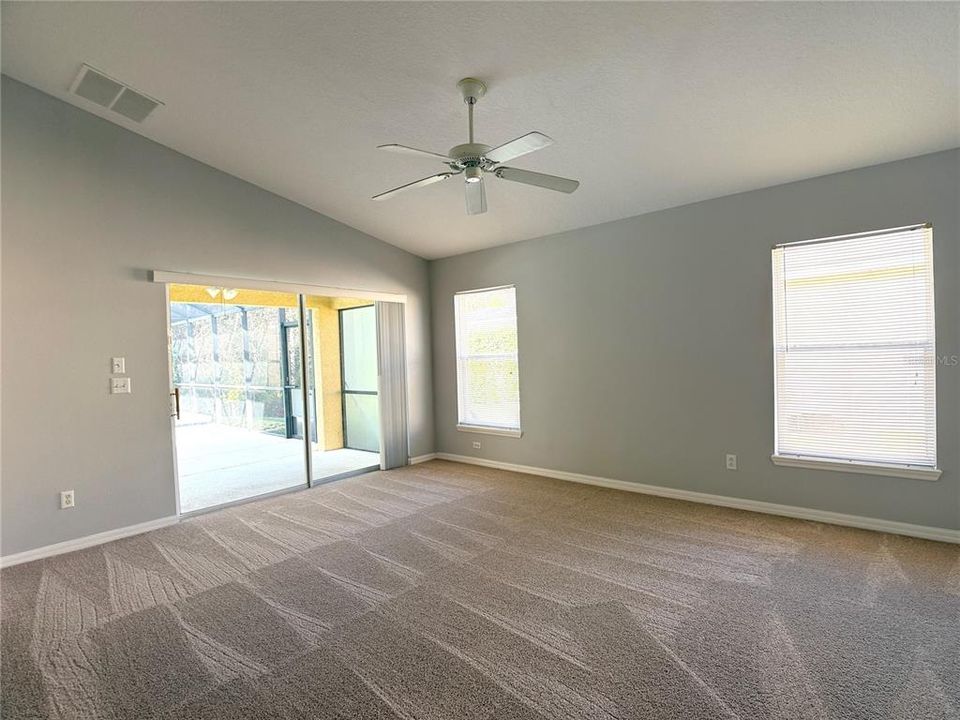 For Rent: $2,250 (4 beds, 3 baths, 1918 Square Feet)