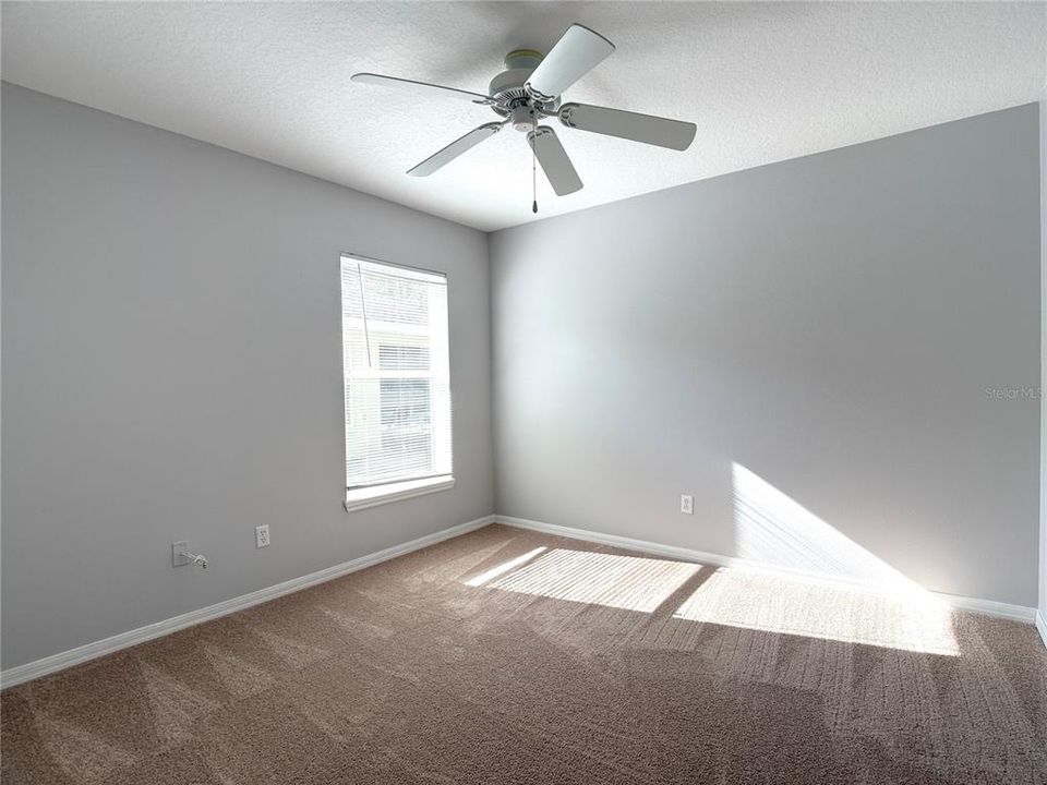 For Rent: $2,250 (4 beds, 3 baths, 1918 Square Feet)