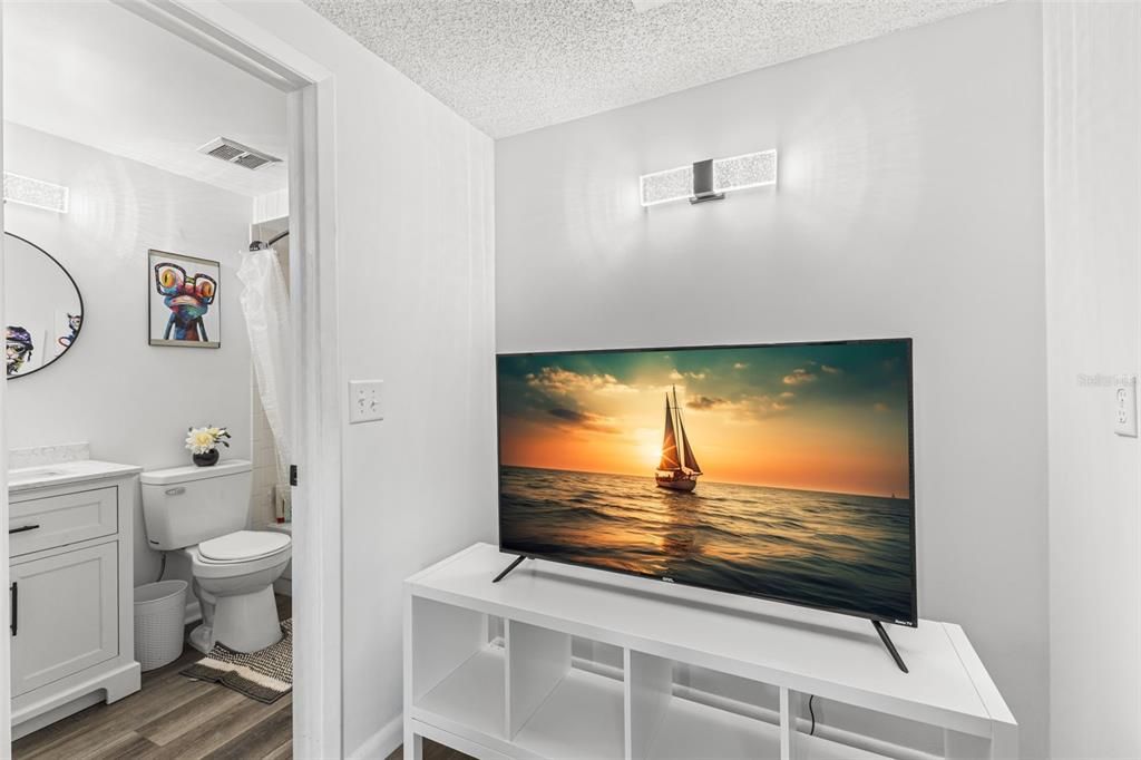 На продажу: $650,000 (4 спален, 2 ванн, 2324 Квадратных фут)