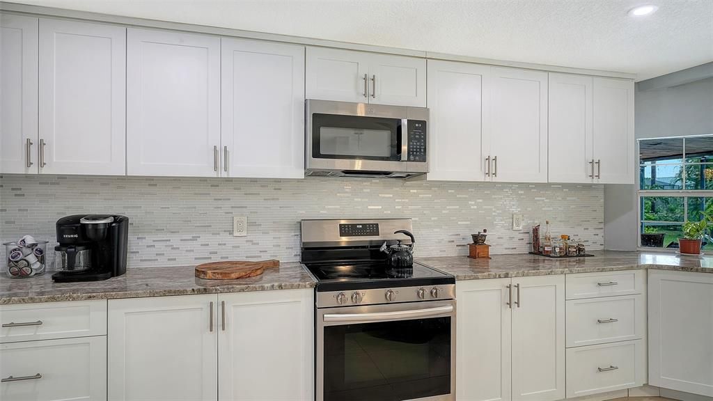 待售: $585,000 (3 贝兹, 2 浴室, 1703 平方英尺)