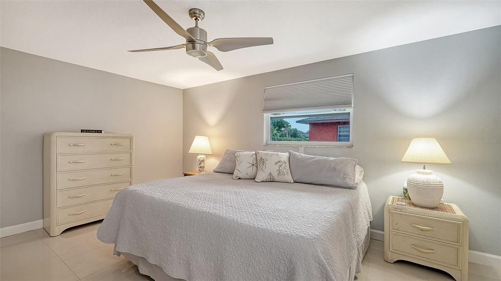 待售: $585,000 (3 贝兹, 2 浴室, 1703 平方英尺)