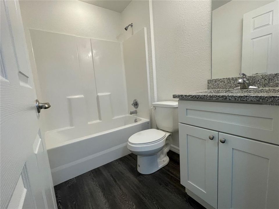 For Rent: $1,675 (3 beds, 2 baths, 1296 Square Feet)