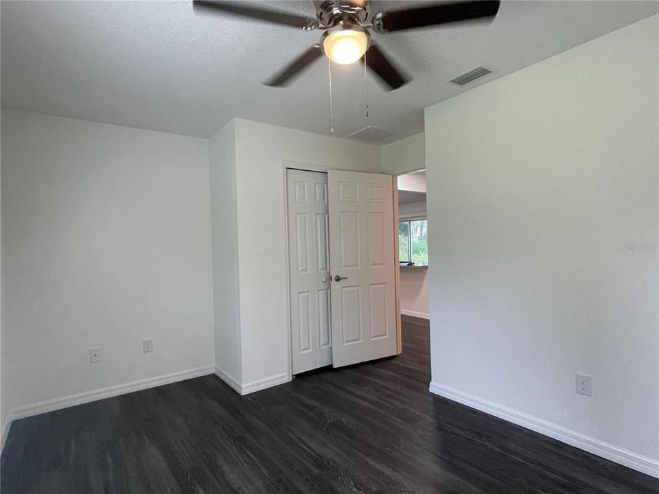 For Rent: $1,675 (3 beds, 2 baths, 1296 Square Feet)