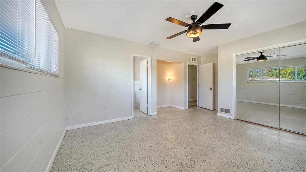 For Sale: $525,000 (4 beds, 3 baths, 2295 Square Feet)