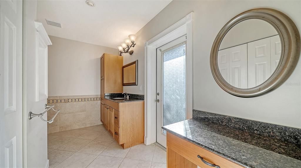 For Sale: $525,000 (4 beds, 3 baths, 2295 Square Feet)