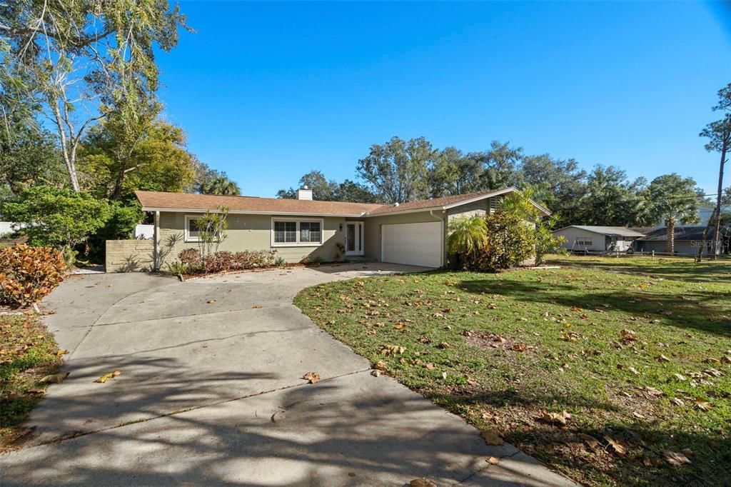 For Sale: $859,000 (4 beds, 2 baths, 2077 Square Feet)