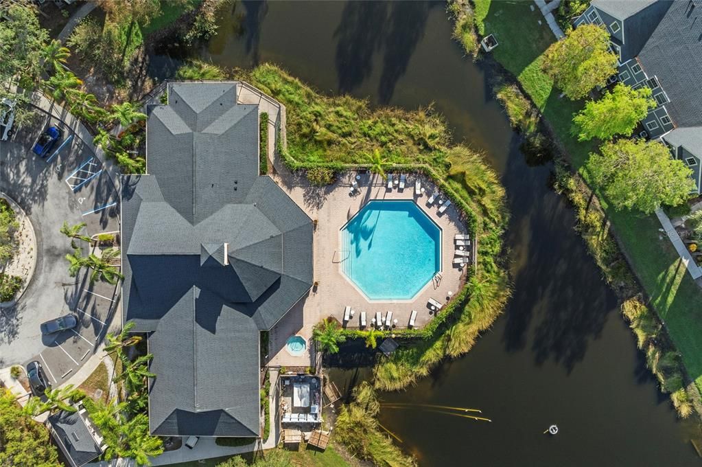 En Venta: $285,000 (3 camas, 2 baños, 1295 Pies cuadrados)