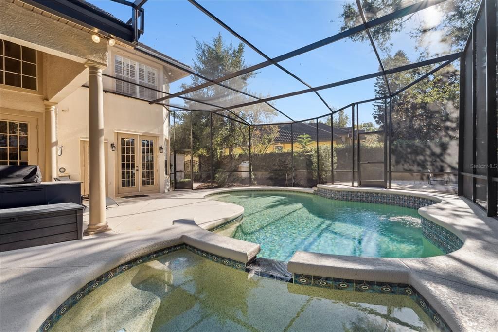 En Venta: $1,225,000 (4 camas, 4 baños, 3643 Pies cuadrados)