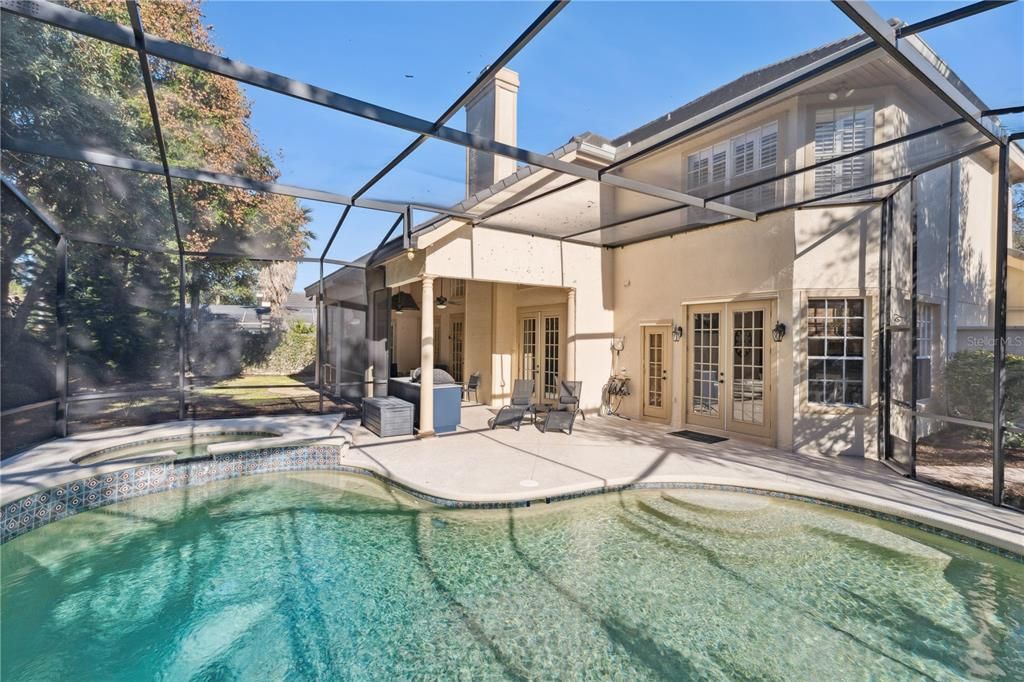 En Venta: $1,225,000 (4 camas, 4 baños, 3643 Pies cuadrados)