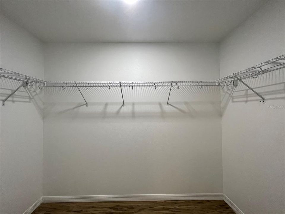 For Rent: $1,700 (3 beds, 2 baths, 1425 Square Feet)