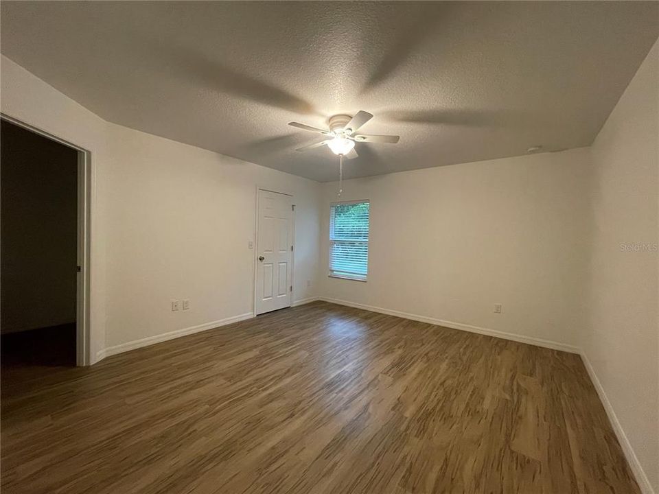 For Rent: $1,700 (3 beds, 2 baths, 1425 Square Feet)