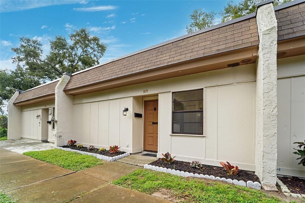 待售: $99,999 (1 贝兹, 1 浴室, 646 平方英尺)