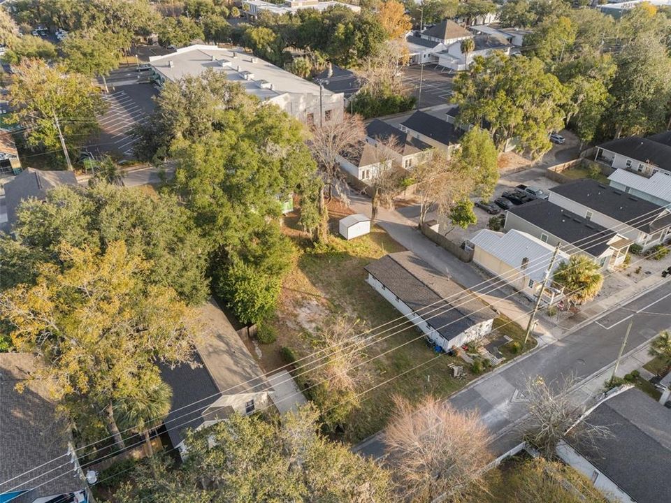 На продажу: $114,900 (0.12 acres)