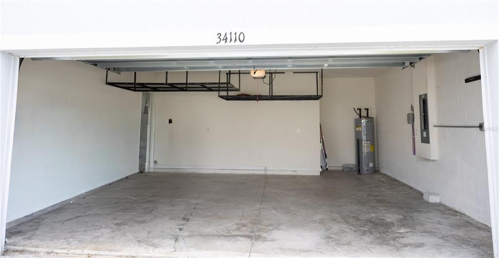 For Rent: $2,800 (4 beds, 2 baths, 2260 Square Feet)