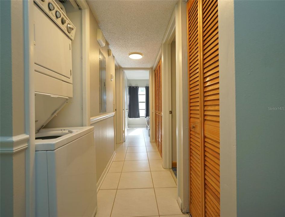 For Rent: $1,675 (2 beds, 2 baths, 1407 Square Feet)