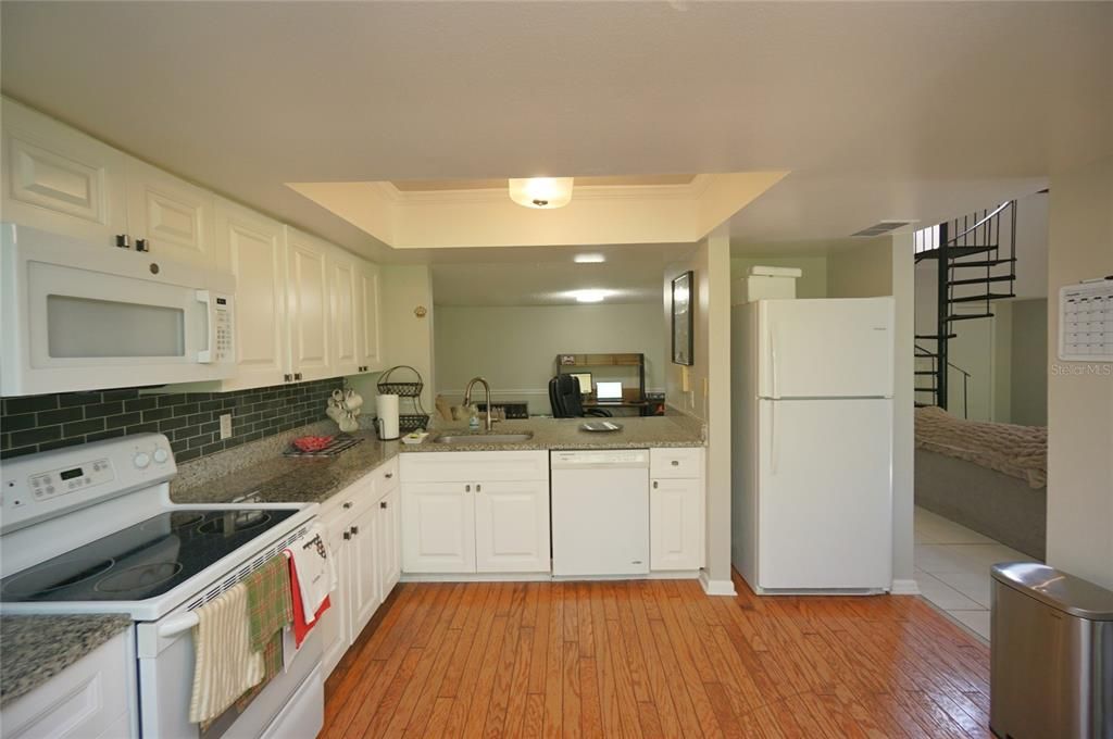 For Rent: $1,675 (2 beds, 2 baths, 1407 Square Feet)