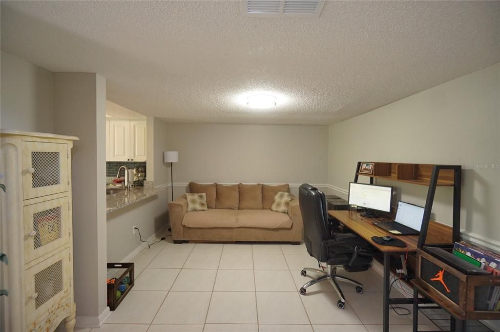 For Rent: $1,675 (2 beds, 2 baths, 1407 Square Feet)