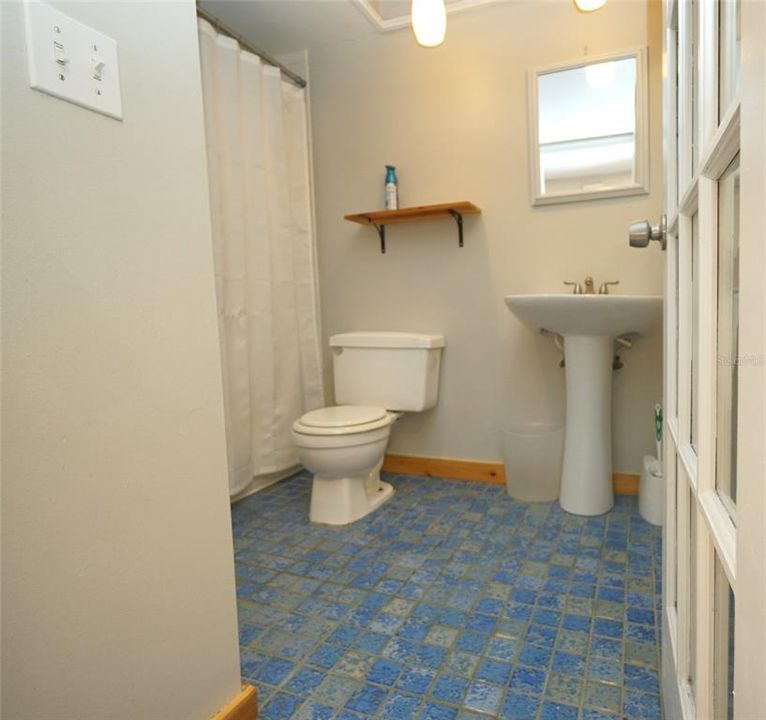 For Rent: $1,675 (2 beds, 2 baths, 1407 Square Feet)