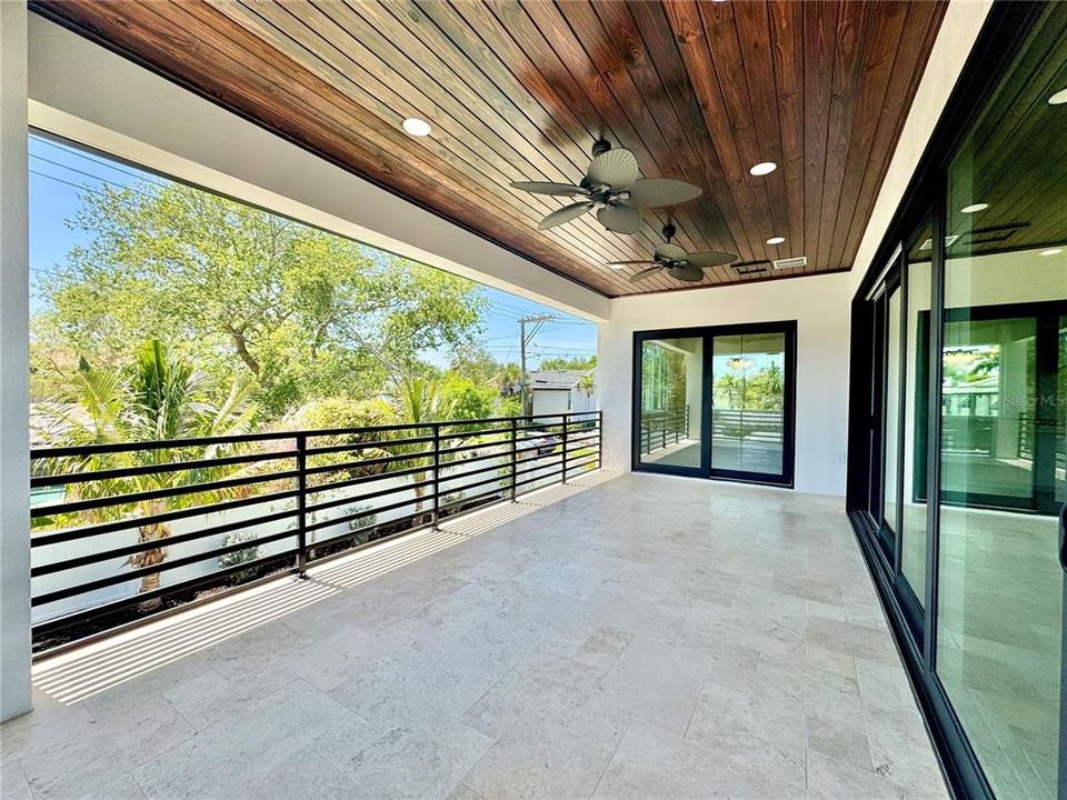 En Renta: $15,000 (5 camas, 4 baños, 5436 Pies cuadrados)