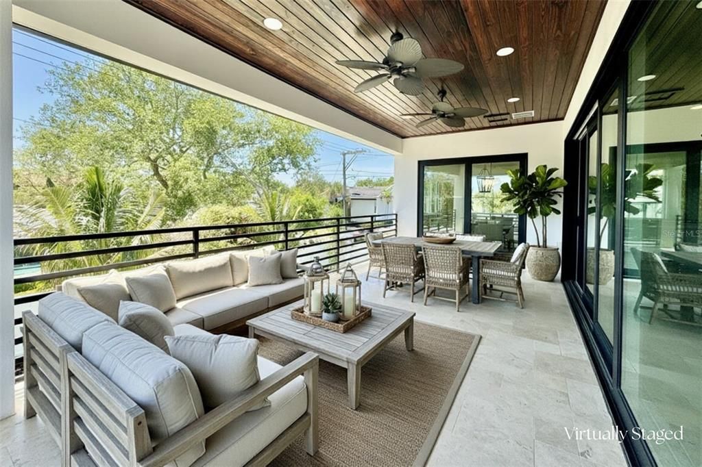 En Renta: $15,000 (5 camas, 4 baños, 5436 Pies cuadrados)