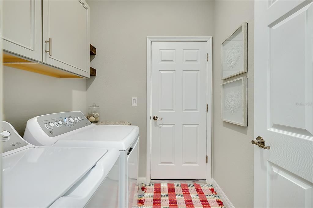 На продажу: $440,000 (2 спален, 2 ванн, 1568 Квадратных фут)