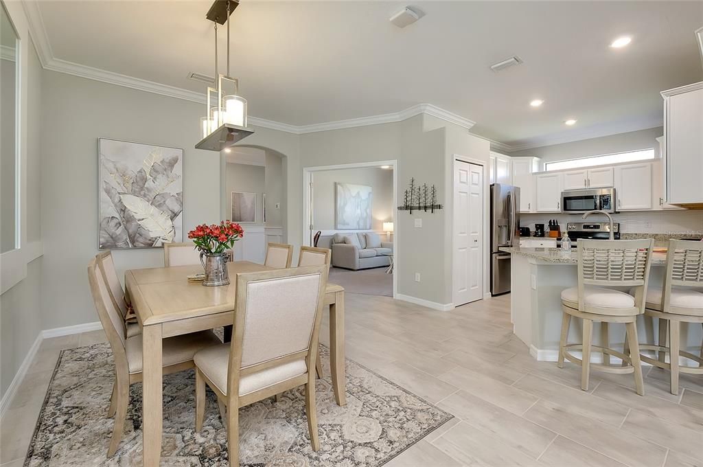 На продажу: $440,000 (2 спален, 2 ванн, 1568 Квадратных фут)