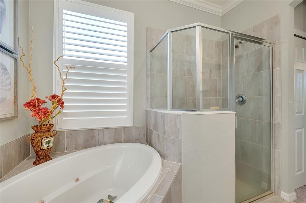 На продажу: $440,000 (2 спален, 2 ванн, 1568 Квадратных фут)