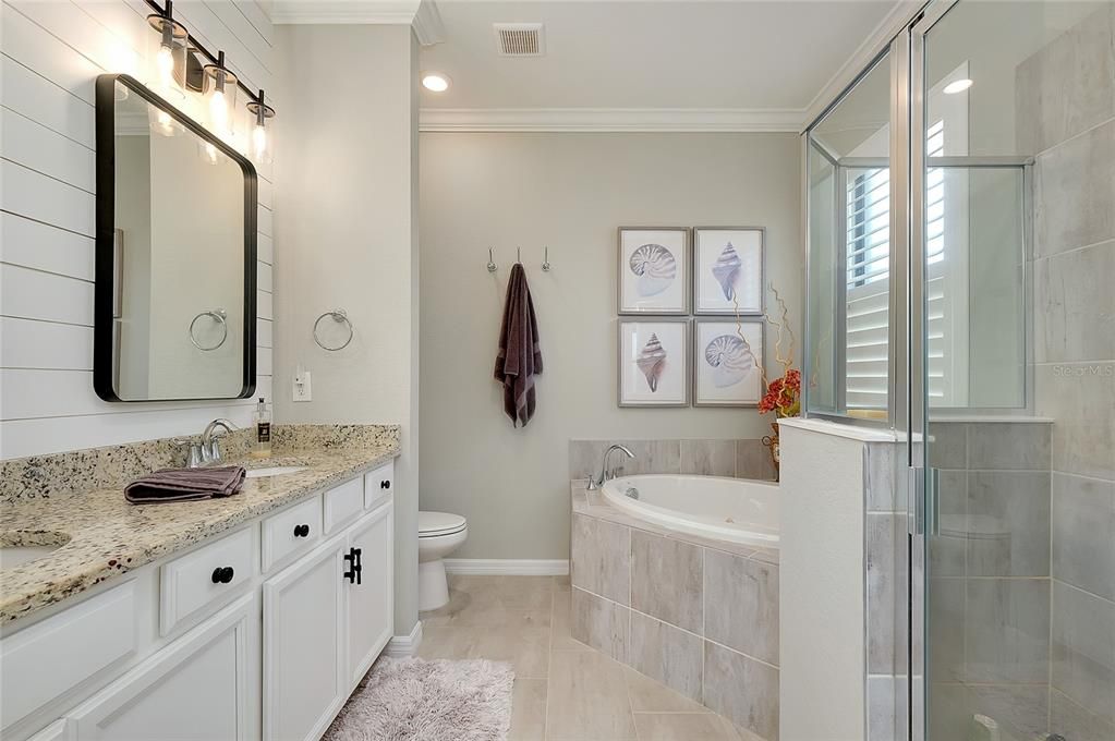 На продажу: $440,000 (2 спален, 2 ванн, 1568 Квадратных фут)