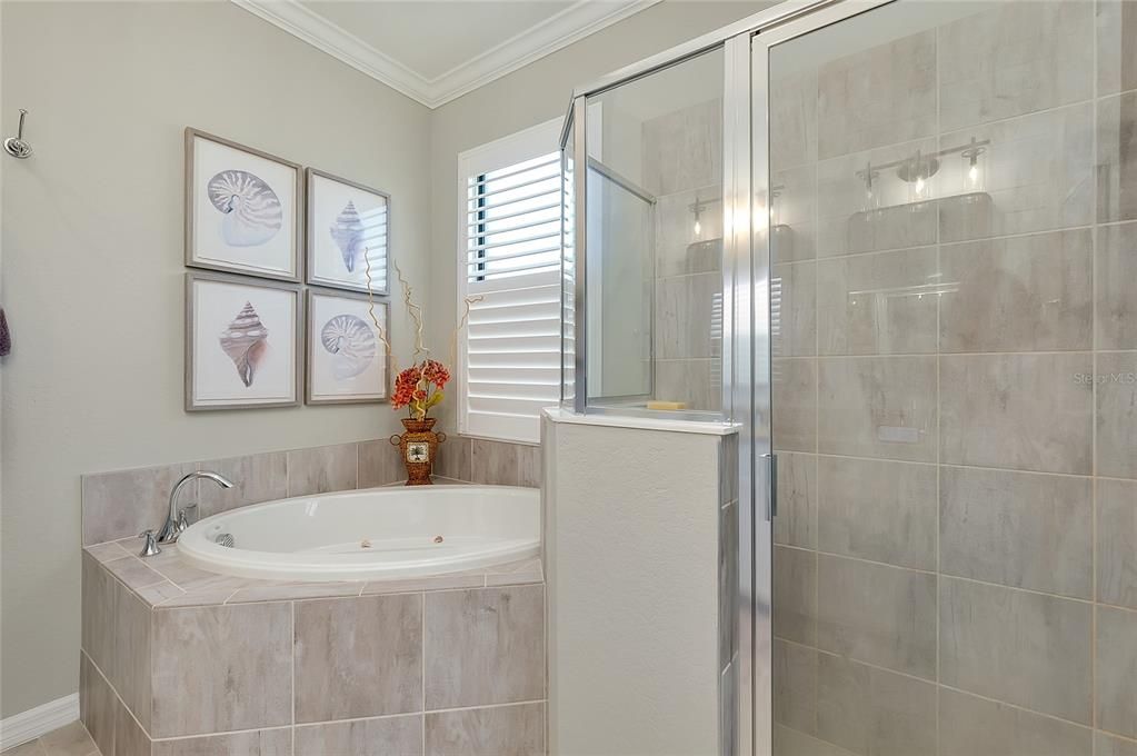 На продажу: $440,000 (2 спален, 2 ванн, 1568 Квадратных фут)