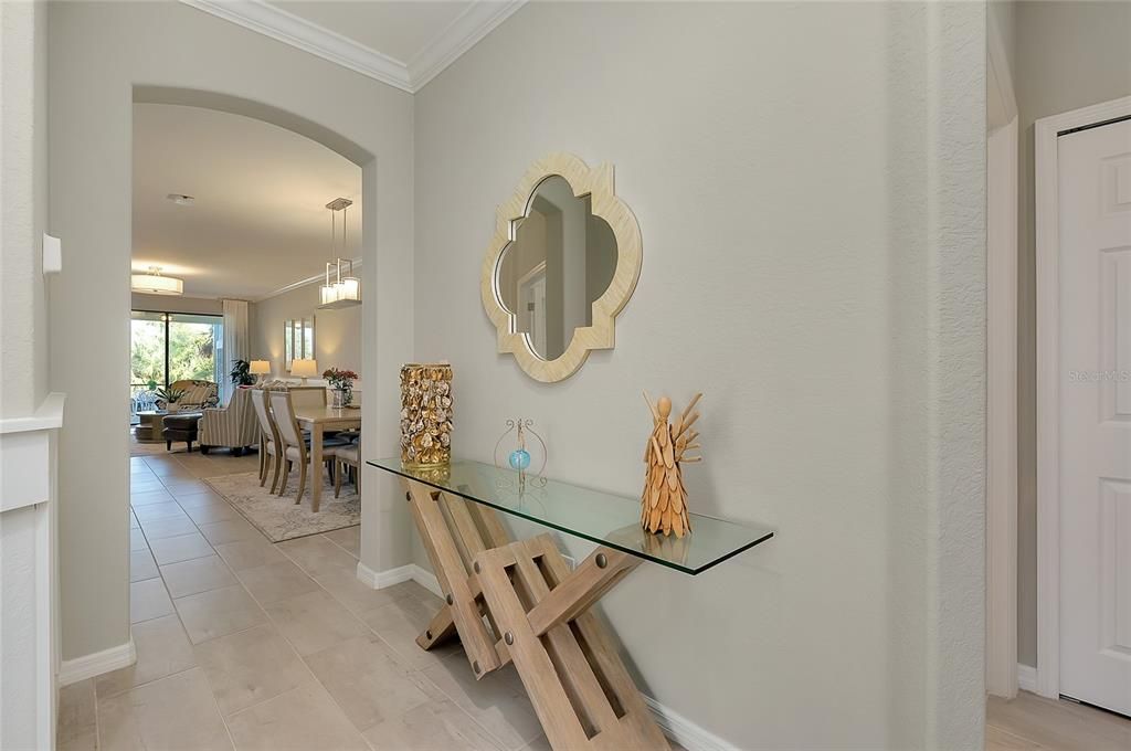 На продажу: $440,000 (2 спален, 2 ванн, 1568 Квадратных фут)