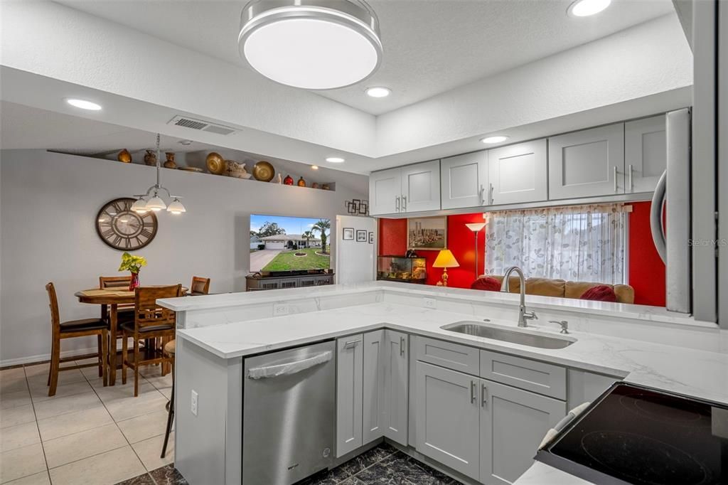 For Sale: $375,000 (3 beds, 2 baths, 1956 Square Feet)