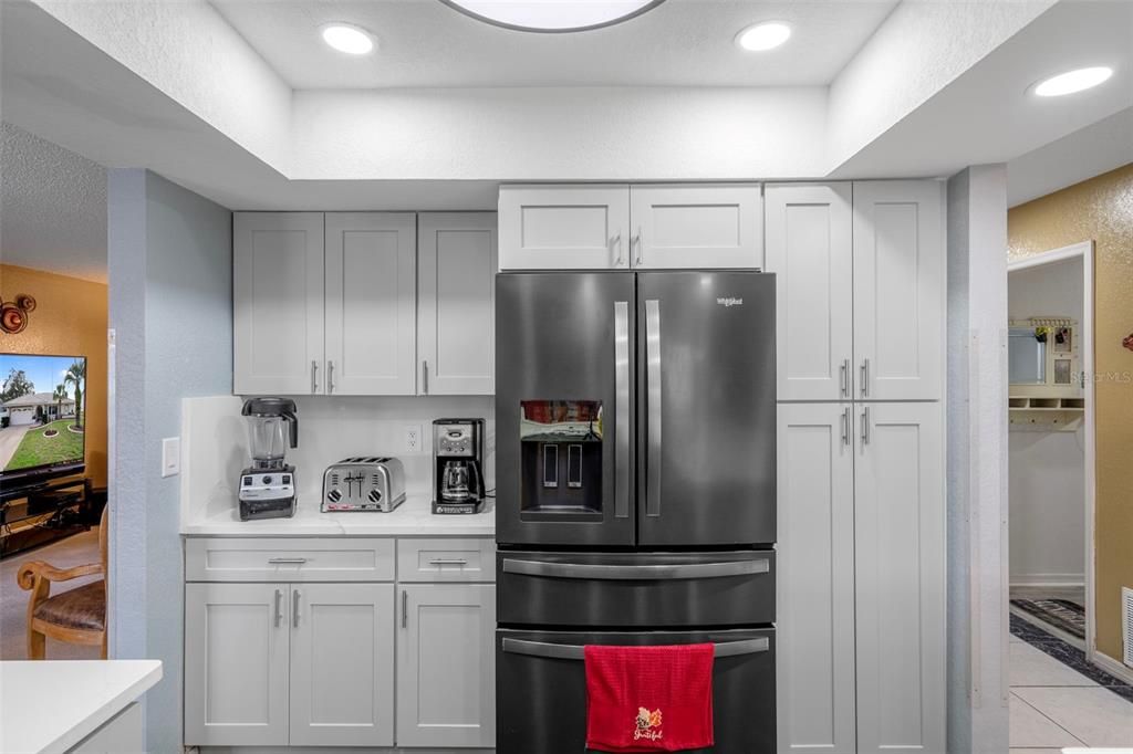 For Sale: $375,000 (3 beds, 2 baths, 1956 Square Feet)