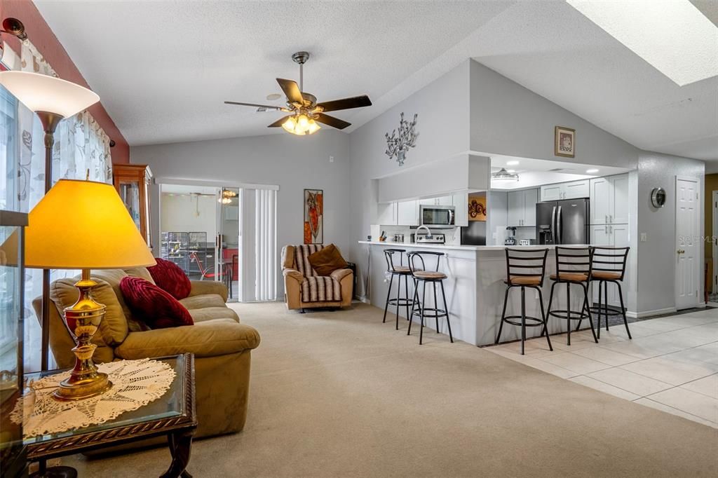 For Sale: $375,000 (3 beds, 2 baths, 1956 Square Feet)