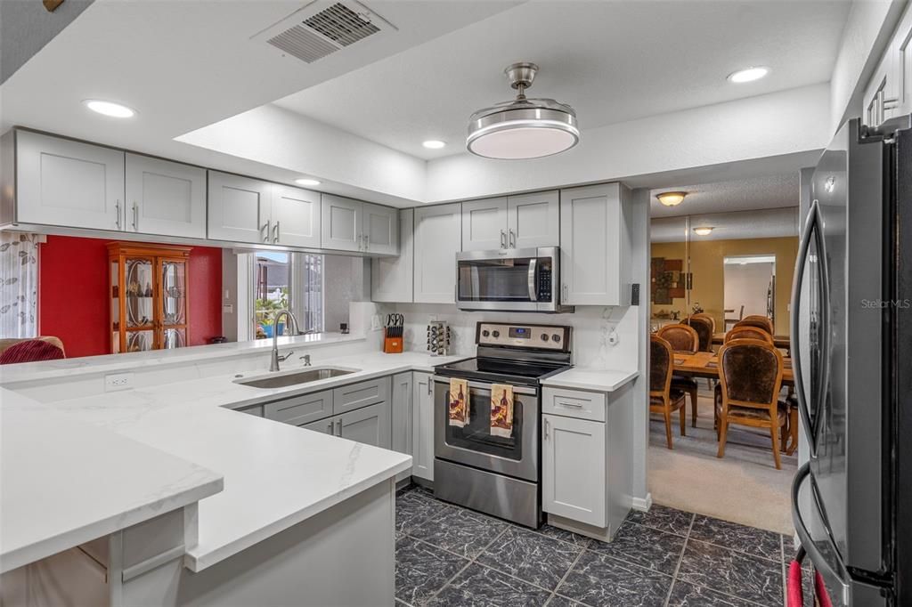 For Sale: $375,000 (3 beds, 2 baths, 1956 Square Feet)