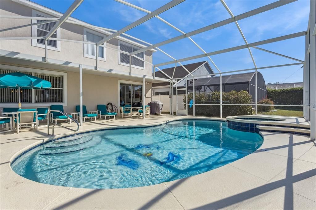 For Sale: $449,999 (5 beds, 3 baths, 2381 Square Feet)